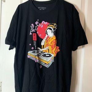 Riot Society short sleeved shirt